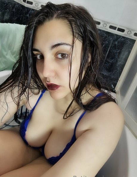 Foto desnuda filtrada de OnlyFans de Petiteeprincessfree