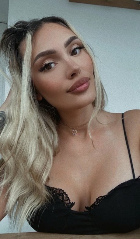 Sasha Elite