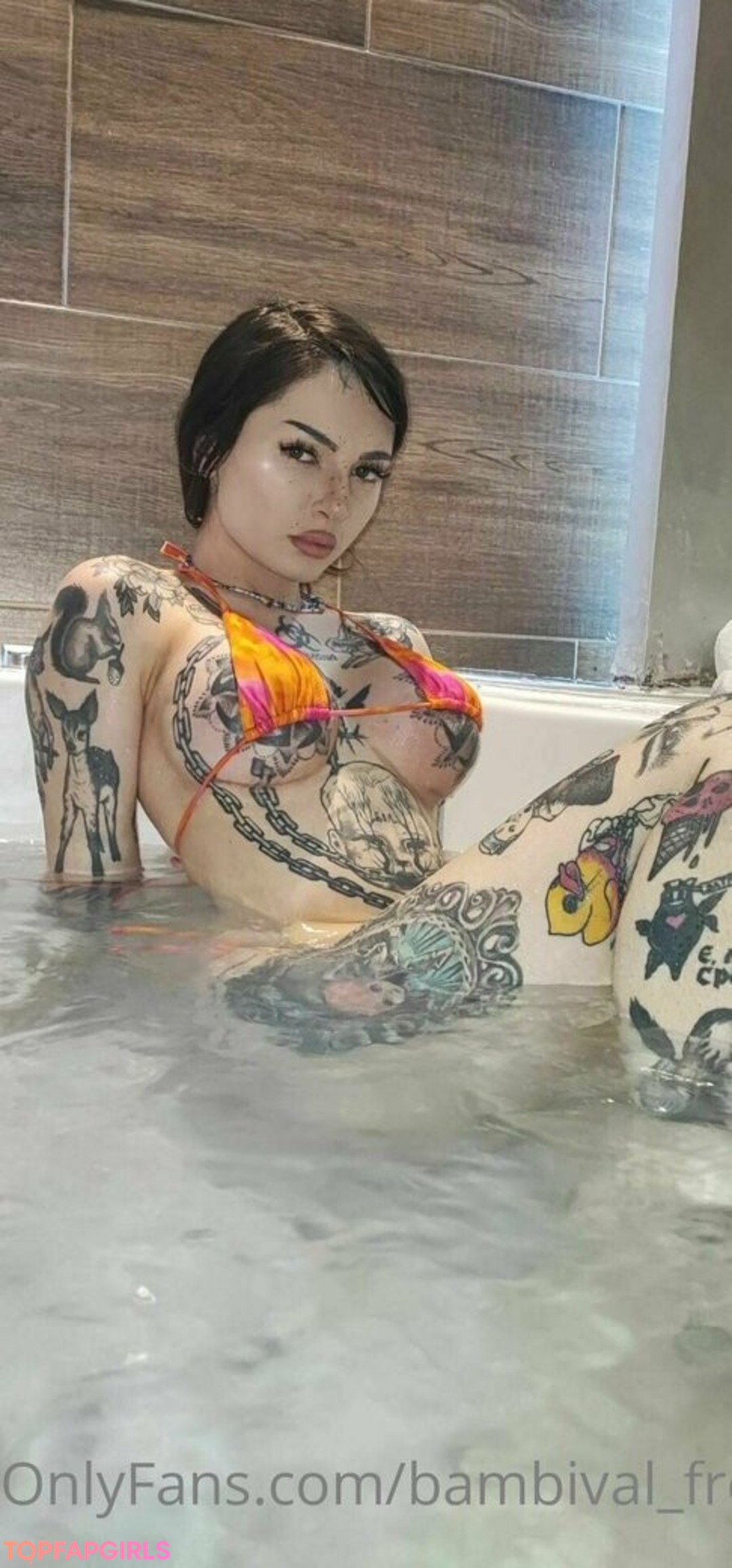 Foto desnuda filtrada de OnlyFans de Bambivalfree #33 Foto desnuda filtrada de OnlyFans de Bambivalfree #33