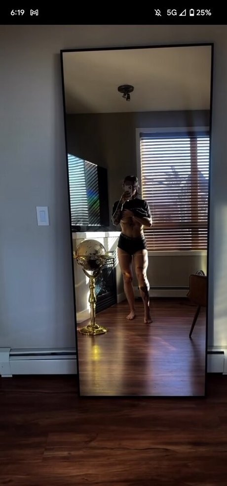Foto desnuda filtrada de OnlyFans de Jdolllx