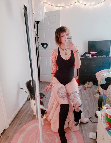 Foto desnuda filtrada de OnlyFans de Dahliaparisi