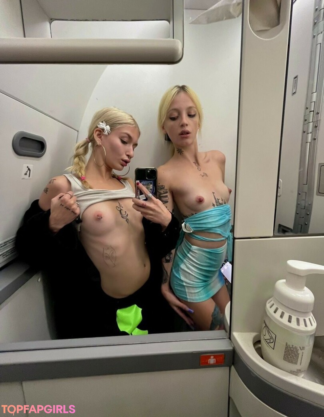 Foto desnuda filtrada de OnlyFans de Emma Rosie #108 Foto desnuda filtrada de OnlyFans de Emma Rosie #108