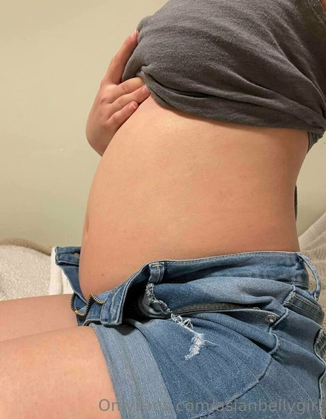 Asianbellygirl