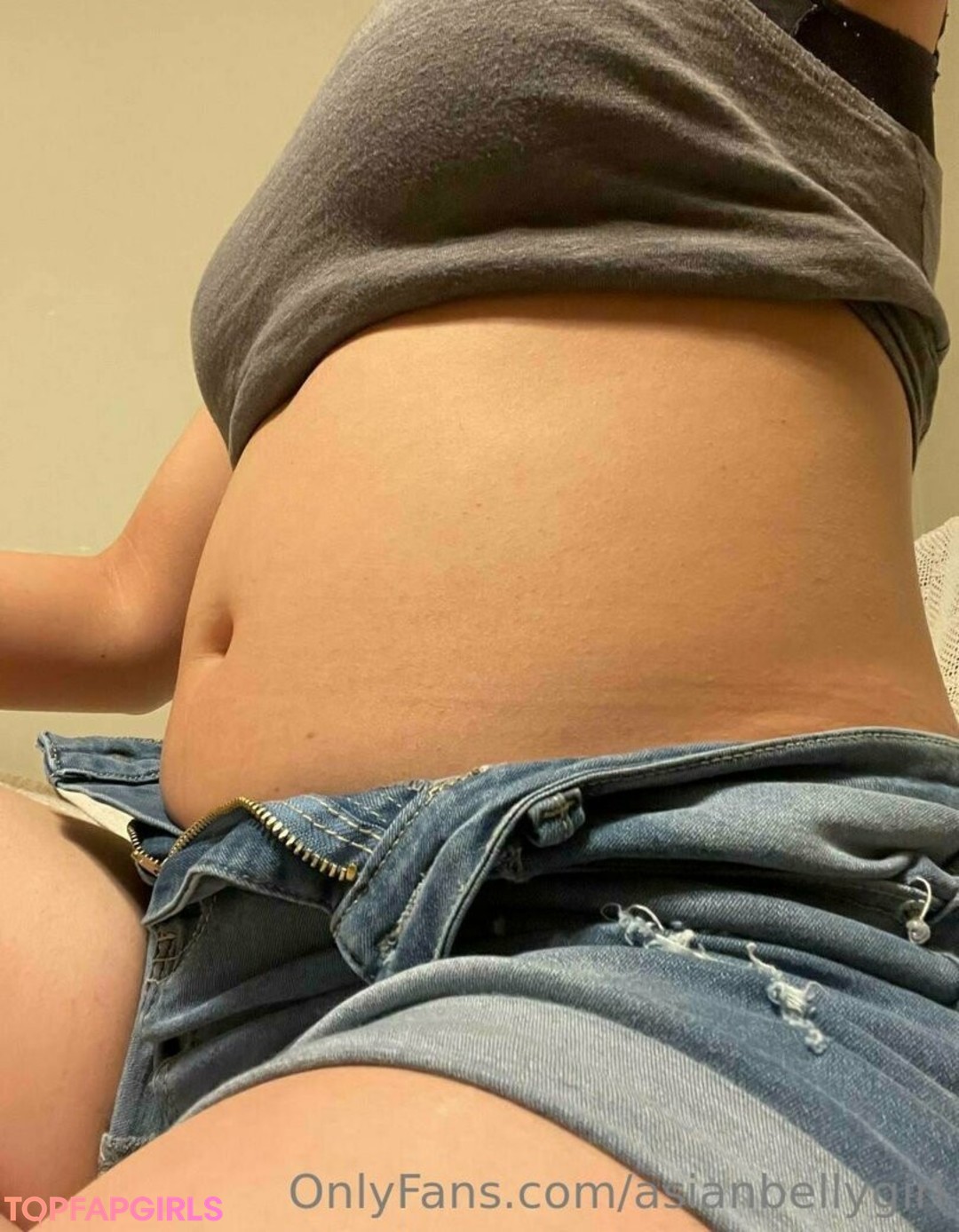 Foto desnuda filtrada de OnlyFans de Asianbellygirl #143 Foto desnuda filtrada de OnlyFans de Asianbellygirl #143