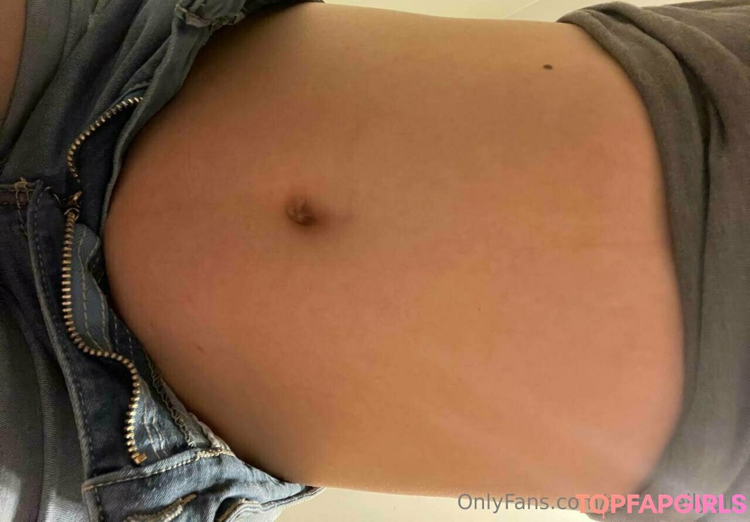 Foto desnuda filtrada de OnlyFans de Asianbellygirl #144 Foto desnuda filtrada de OnlyFans de Asianbellygirl #144