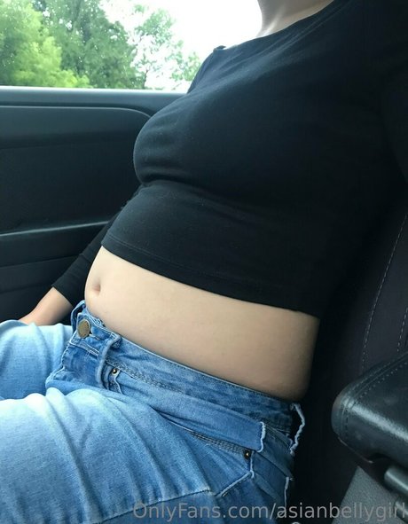 Asianbellygirl