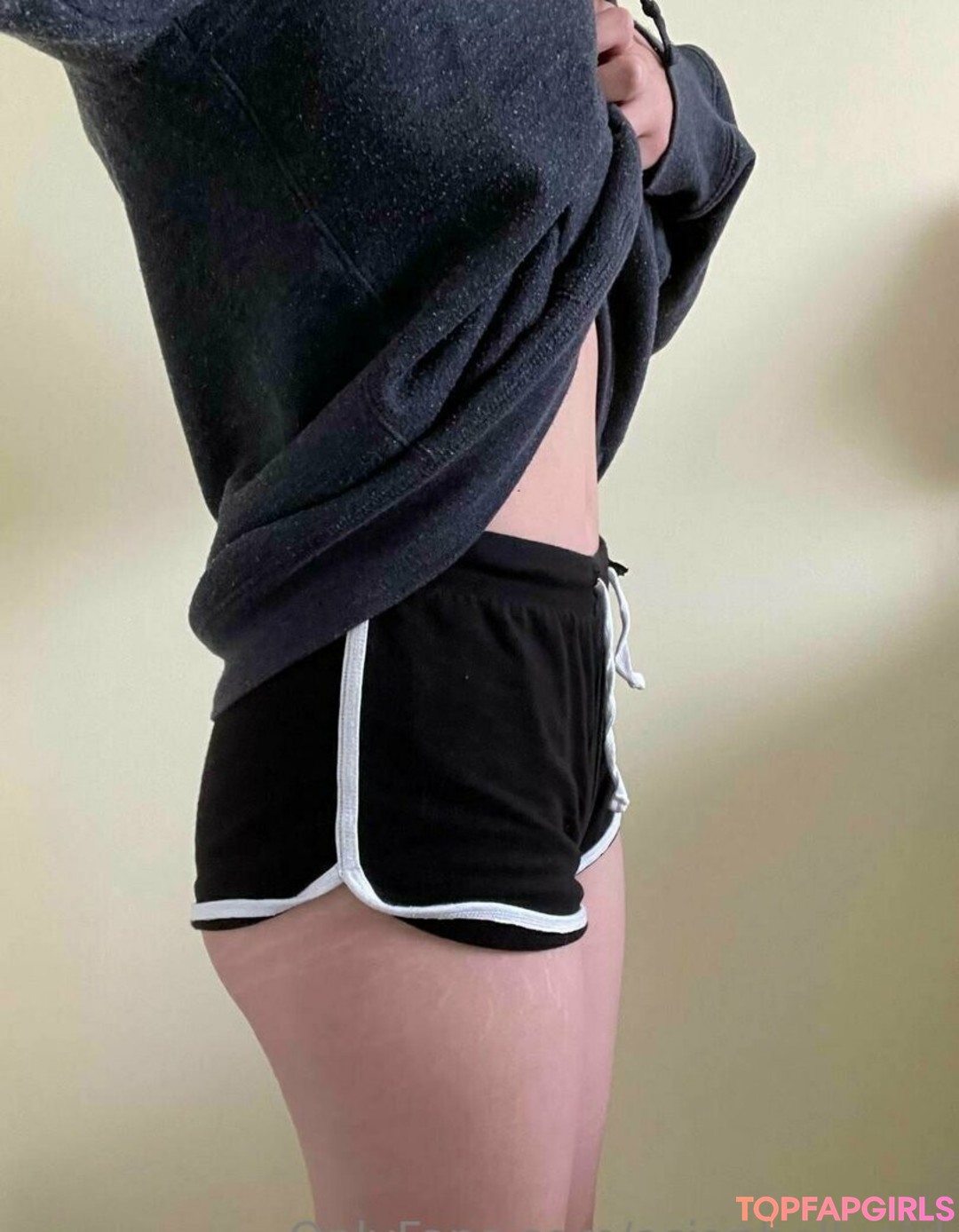 Foto desnuda filtrada de OnlyFans de Asianbellygirl #178 Foto desnuda filtrada de OnlyFans de Asianbellygirl #178