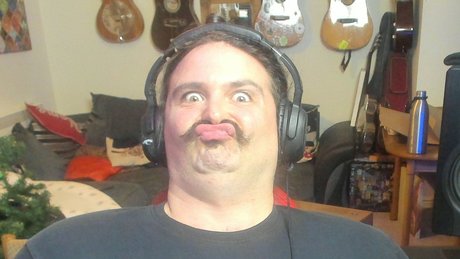 Foto desnuda filtrada de OnlyFans de Musical Moobslap