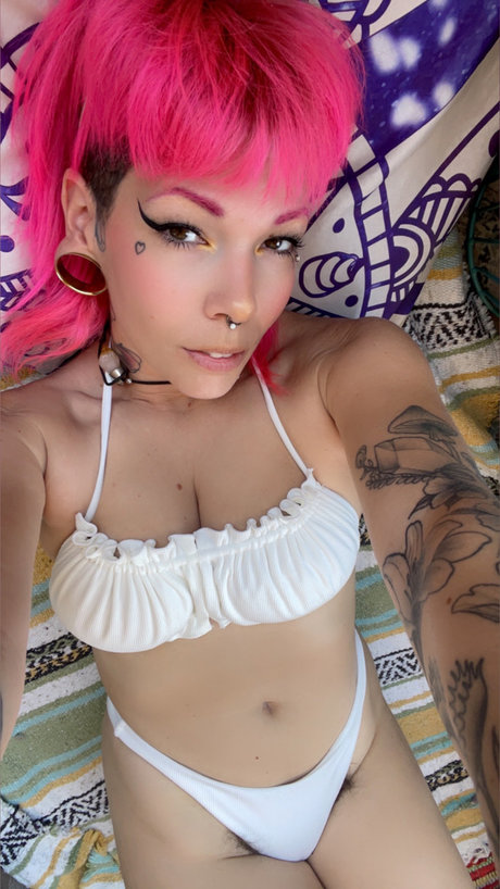 Eva Monroe