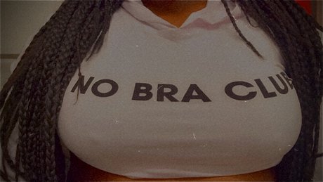 Foto desnuda filtrada de OnlyFans de Ebony Queen
