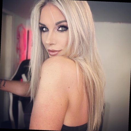 Eva Angelica      