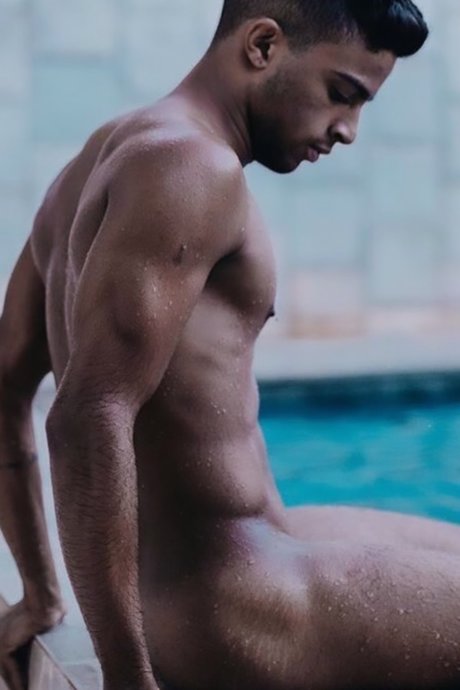 Foto desnuda filtrada de OnlyFans de Edmundo Tito