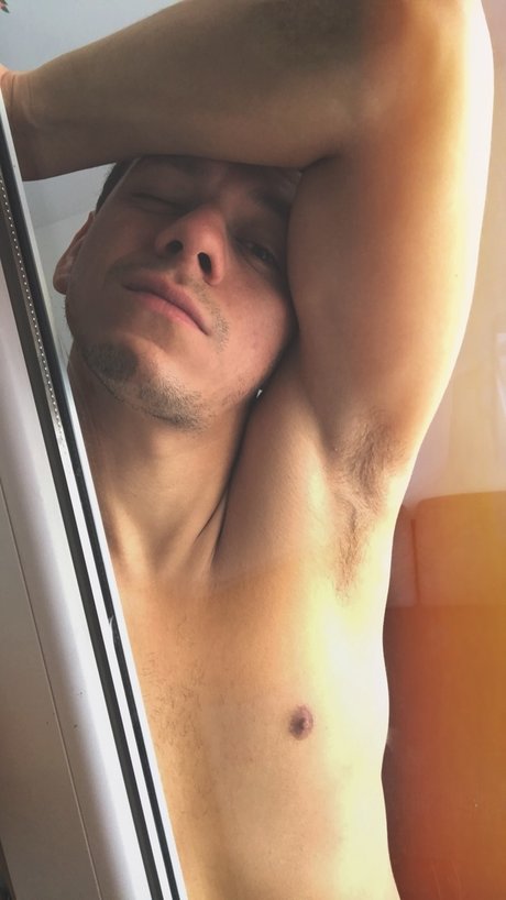 Foto desnuda filtrada de OnlyFans de xdannxtop68