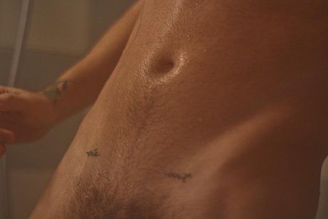Foto desnuda filtrada de OnlyFans de neil