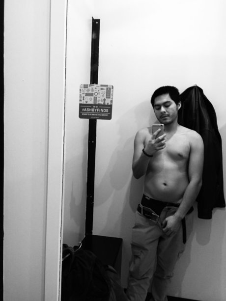 Foto desnuda filtrada de OnlyFans de Edmundo Arevalo