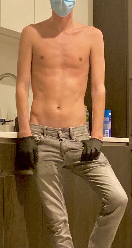 Foto desnuda filtrada de OnlyFans de Dustin Gates