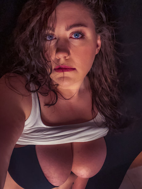 Foto desnuda filtrada de OnlyFans de Whitney Jane