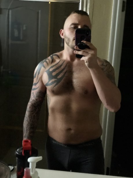 Foto desnuda filtrada de OnlyFans de Gary Weaver