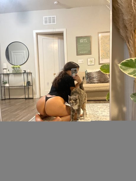 Foto desnuda filtrada de OnlyFans de A