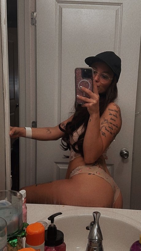 Foto desnuda filtrada de OnlyFans de Msa
