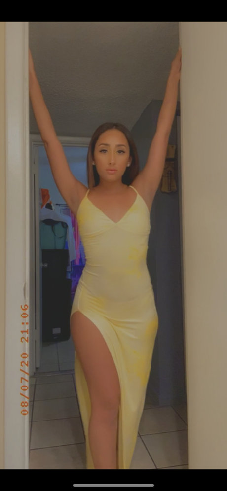 Foto desnuda filtrada de OnlyFans de Magic Babe