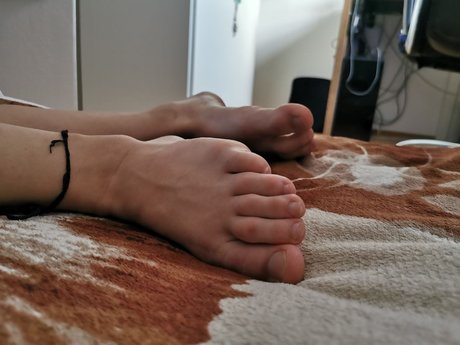Foto desnuda filtrada de OnlyFans de Mymuskyboyfeet