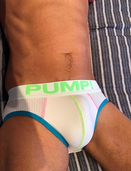 Foto desnuda filtrada de OnlyFans de Mykonosboy