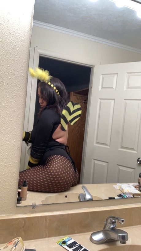 Foto desnuda filtrada de OnlyFans de Mykia