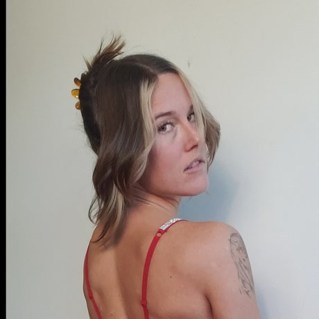 Foto desnuda filtrada de OnlyFans de The Maytrix
