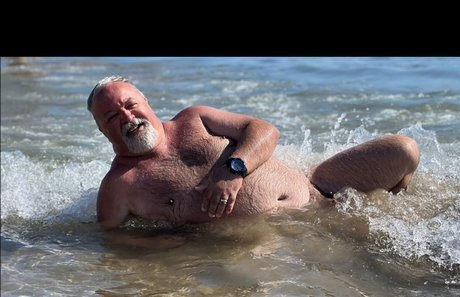 Foto desnuda filtrada de OnlyFans de Fenbearuk