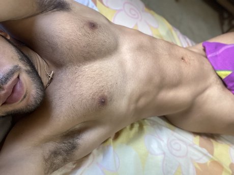 Foto desnuda filtrada de OnlyFans de L Teacher 