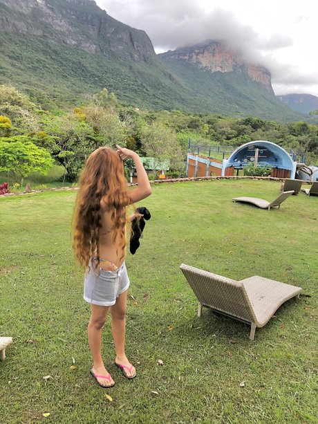 Foto desnuda filtrada de OnlyFans de Felinajpg