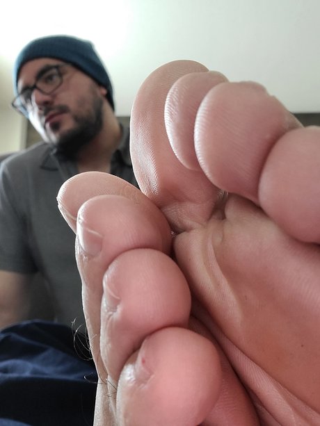 Foto desnuda filtrada de OnlyFans de Feeting26