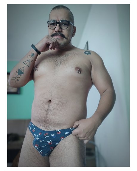 El Pelon Bigotn Mxli