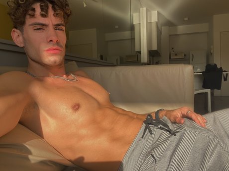 Foto desnuda filtrada de OnlyFans de    Free