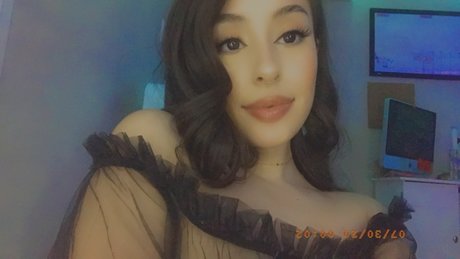 Foto desnuda filtrada de OnlyFans de Join Live Stream