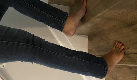 Foto desnuda filtrada de OnlyFans de My Beautiful Barefeet