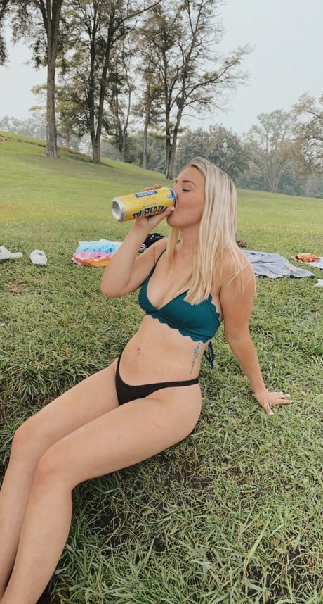 Foto desnuda filtrada de OnlyFans de Mya