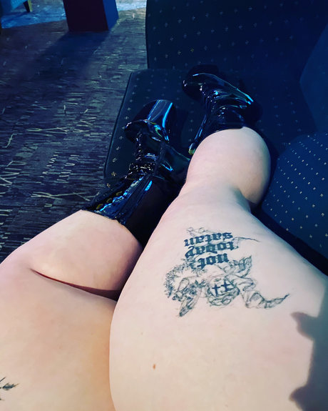 Foto desnuda filtrada de OnlyFans de Mx Pixie Styx