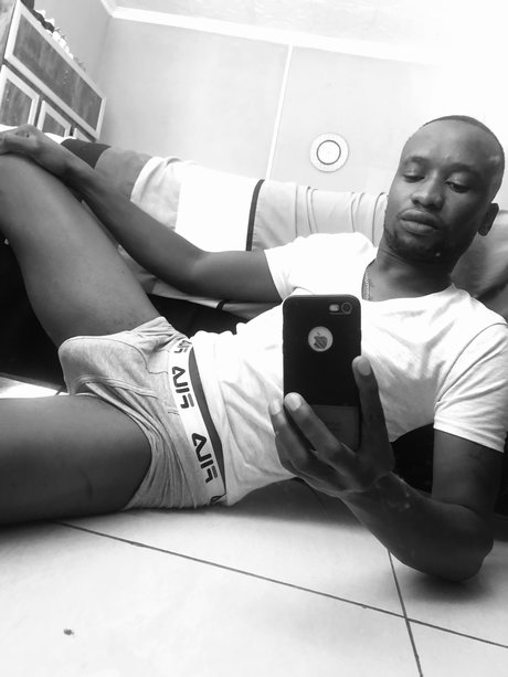 Foto desnuda filtrada de OnlyFans de Cyprian Hopewell