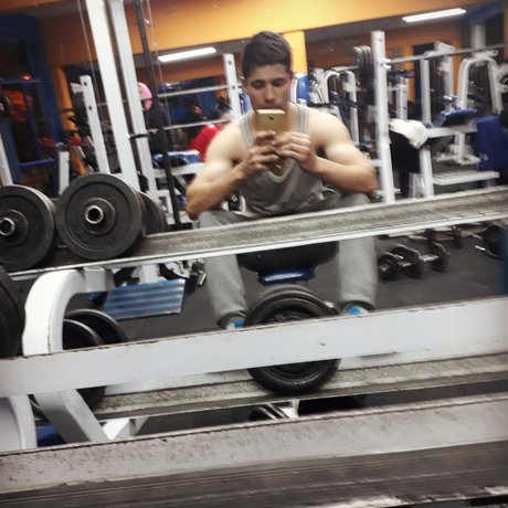 Foto desnuda filtrada de OnlyFans de Enzo Genaro