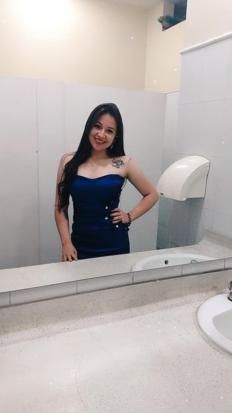 Foto desnuda filtrada de OnlyFans de Danicam