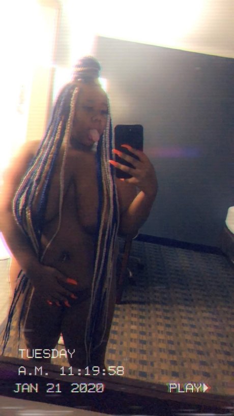 Foto desnuda filtrada de OnlyFans de Fatty 