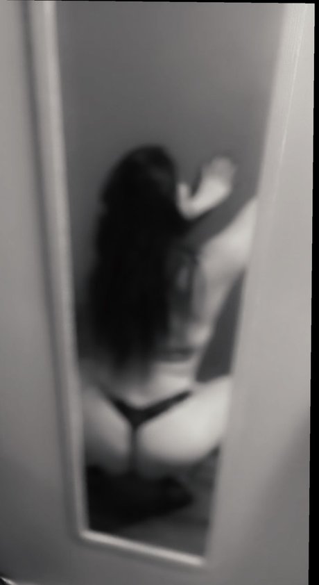 Foto desnuda filtrada de OnlyFans de Dark Queen