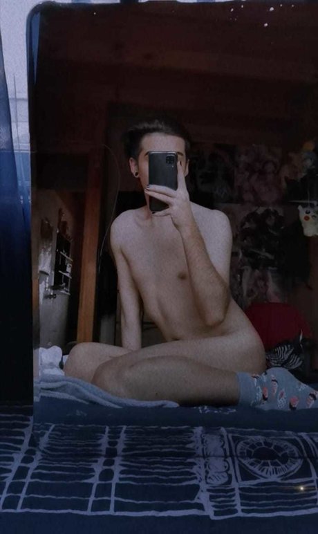 Foto desnuda filtrada de OnlyFans de November Sky