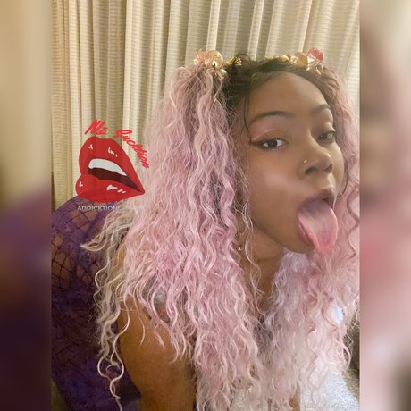 Foto desnuda filtrada de OnlyFans de Mz Sucktion