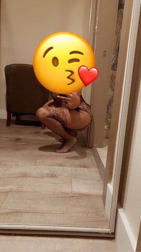 Foto desnuda filtrada de OnlyFans de Mzkitty