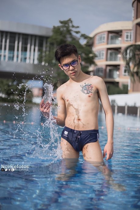 Foto desnuda filtrada de OnlyFans de Jr