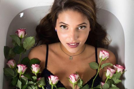 Foto desnuda filtrada de OnlyFans de Naoma