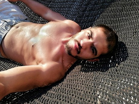 Foto desnuda filtrada de OnlyFans de Fernando